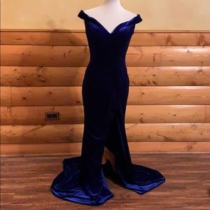 Blue Velvet Gown Off The Shoulder Size Small